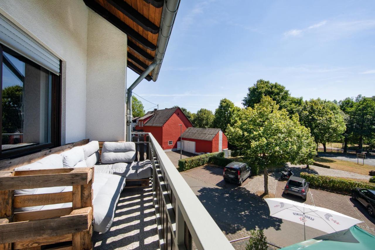 Landgasthaus Zum Kreuzberg Schonbach  Extérieur photo